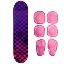 Skate Infantil Radical Xadrez + Acessórios De Proteção Rosa Skate Infantil Radical Xadrez + Acessórios De Proteção Rosa