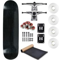 Skateboard Moose Deck de Maple 8,5" Trucks Prateados Rodas Brancas