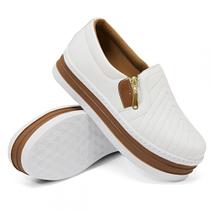 Slip On Casual em Couro Feminino com Zíper Costura e Sola Plataforma Alta