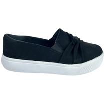 Slip-On Nobuck Preto Detalhe Nó Lateral - ULLY Slip-On Nobuck Preto Detalhe Nó Lateral - ULLY