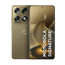 Smartphone Motorola Signature 5G Verde Oliva, 512GB, 12GB RAM, 3 Câmeras 50MP Sony Lytia e Zoom 100 Smartphone Motorola Signature 5G Verde Oliva, 512GB, 12GB RAM, 3 Câmeras 50MP Sony Lytia e Zoom 100