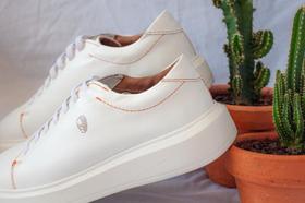 Sneaker caveira - white