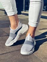 Sneaker Streetwear Cinza