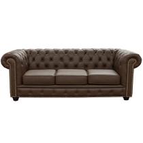 Sofá 3 Lugares Sala de Estar 235cm Chesterfield Pés Madeira Couro Capucino - Gran Belo Sofá 3 Lugares Sala de Estar 235cm Chesterfield Pés Madeira Couro Capucino - Gran Belo
