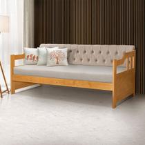 Sofá Cama Dublin Mona Estofado Capitonê Veludo Bege Madeira Maciça Vintage Retrô Reforçada Imbuia