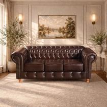 Sofá Chesterfield 3 Lugares Luís Xv Retrô - Coríssimo Café Sofá Chesterfield 3 Lugares Luís Xv Retrô - Coríssimo Café