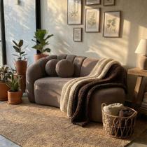 Sofá Curvo 3 Lugares Orgânico Confortável Serena Boucle Cappuccino - Montanari s Decor Sofá Curvo 3 Lugares Orgânico Confortável Serena Boucle Cappuccino - Montanari s Decor