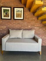 Sofá Elegance 2 Lugares 140 cm Estofado em Linho Premium Pé Madeira Recepção Consultório Clean Moderno
