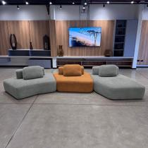 Sofá Ilha Sala de Estar 2 Módulos e Chaise Dakota Encosto Almofadas Soltas Bouclê Rústico Cinza/Terracota G33 - Gran Belo