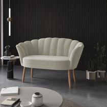 Sofá Namoradeira Decorativa Pétala Luxo Veludo Bege Pés Palito - Visan Estofados