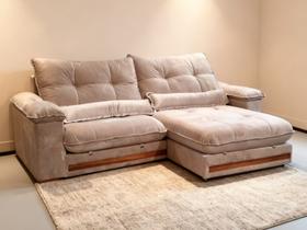 Sofa Qatar Retratil e Reclinavel 2,50 Metros Trevo Cor Veludo Bege
