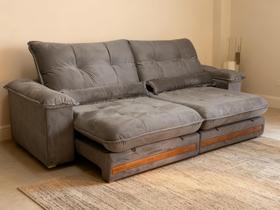 Sofa Qatar Retratil e Reclinavel 2,50 Metros Trevo Cor Veludo Marrom