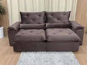 Sofá Retrátil e Reclinável Confortável com 1,90m de Largura e Abertura Grande em Tecido Veludo Premium com Pillow nos Braços e Assentos