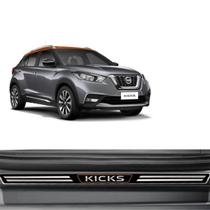 Soleira de Porta Adesiva Premium Renault Kicks