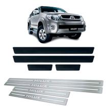 Soleira de Porta Vinil Toyota Hilux 2005 a 2015 Aço Inox