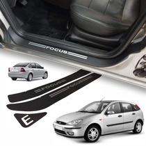 Soleira Focus Hatch e Sedan 2001 a 2008 Soleira Focus Hatch e Sedan 2001 a 2008