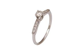 Solitário em Ouro Branco 18K com Diamantes 0,44 ct - Joias e Arte