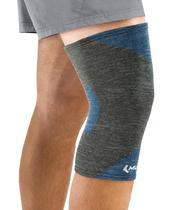 Soporte para Rodilla MUELLER FIR Elástico 4 Direcciones Gris/Azul Talla S/M Soporte para Rodilla MUELLER FIR Elástico 4 Direcciones Gris/Azul Talla S/M