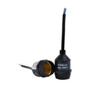 Soquete com Rabicho Emborrachado Isolado Foxlux para Redes Elétricas até 250V 4A - Nylon/Latão Soquete com Rabicho Emborrachado Isolado Foxlux para Redes Elétricas até 250V 4A - Nylon/Latão