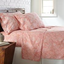 SouthShore FINE LIVING Coleção Paisley Perfeita, 4 peças, conjunto de lençóis de bolso profundo de 14 polegadas, cuidado fácil, conjunto de folhas sem encolhimento com 1 lençol plano, 1 lençol ajustado, 2 fronhas, Coral Haze, Queen