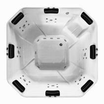 Spa Quadrado Turqueza COMPLETO com hidro em acrílico Spa Quadrado Turqueza COMPLETO com hidro em acrílico