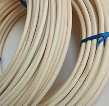 Spline redonda de rattan natural 5/32" 32 m 255 g Spline redonda de rattan natural 5/32" 32 m 255 g