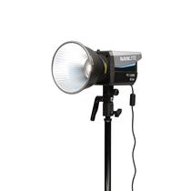 Spotlight LED Nanlite FC-120B Bicolor com Bateria/Alimentação AC Spotlight LED Nanlite FC-120B Bicolor com Bateria/Alimentação AC