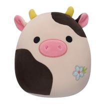 Squishmallows de pelúcia Original Connor Cow 20 cm com flor azul