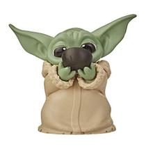 Star Wars The Bounty Collection The Child Collectible Toy 2.2-Inch The Mandalorian "Baby Yoda" Sipping Soup Pose Figure, Kids Ages 4 and Up