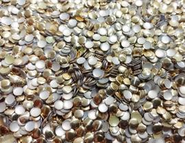 Strass De Metal Liso Chapinha Hotfix Termocolante 4Mm 1000Un