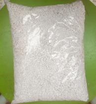 Substrato perlita- 2 litros - otimo para plantas em geral - SUCULENTAS & CIA