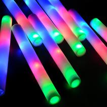 Suigreoy Glow Sticks, 200 unidades de bastões de espuma LED, 3 modos de flash Suigreoy Glow Sticks, 200 unidades de bastões de espuma LED, 3 modos de flash