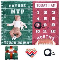 Sukoon Football Milestone Blanket for Baby Boy Inclui Frame e Bib grandes de 47"x40" Cobertor personalizado mensal do bebê para o chá de bebê recém-nascido