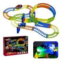 Super Pista com Carrinho de Luz e Looping Para Crianças 51 Peças Super Pista com Carrinho de Luz e Looping Para Crianças 51 Peças