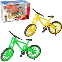 SuperBike Bicicleta de dedo de 22cm de comprimento e 13cm de altura - BS Toys