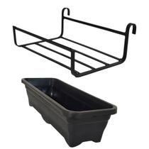 Suporte com Jardineira Plástica Preta para Pallet Treliça 29cm Ideal para Plantas e Decoração Suporte com Jardineira Plástica Preta para Pallet Treliça 29cm Ideal para Plantas e Decoração