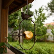 Suporte Comedouro Pássaros Livres Suspenso Ferro Com Espeto Para Frutas Jardim Varanda