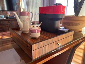 Suporte de Maquina Cafeteira Nespresso Vetuo Pop e Gaveta Organizadora de Capsulas Suporte de Maquina Cafeteira Nespresso Vetuo Pop e Gaveta Organizadora de Capsulas