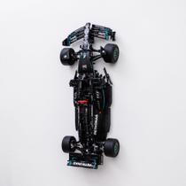 Suporte de parede Brickify para Lego 42171 Mercedes-AMG F1