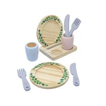 Suporte de Pratos com Utensílios, da NewArt - Brinquedo de Madeira de Minicozinha, kit para refeição com pratinhos, talheres e copos - Cód. 399 Suporte de Pratos com Utensílios, da NewArt - Brinquedo de Madeira de Minicozinha, kit para refeição com pratinhos, talheres e copos - Cód. 399