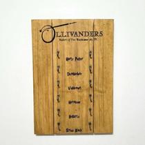 Suporte expositor de varinhas de bruxos de madeira