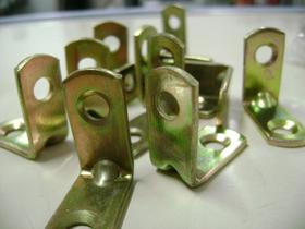 Suporte L Cantoneira Multiuso Bicro 1x1 150 Pçs Suporte L Cantoneira Multiuso Bicro 1x1 150 Pçs