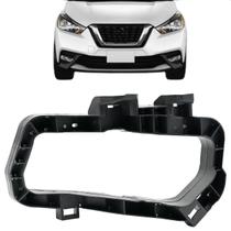 Suporte Moldura Milha Kicks 2016 2017 2018 2019 2020 Preta Suporte Moldura Milha Kicks 2016 2017 2018 2019 2020 Preta