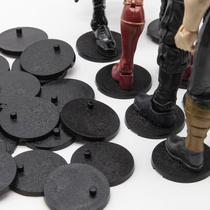 Suporte para bonecos de ação SIXPOINTS, 6 polegadas, 36 unidades de plástico preto Suporte para bonecos de ação SIXPOINTS, 6 polegadas, 36 unidades de plástico preto