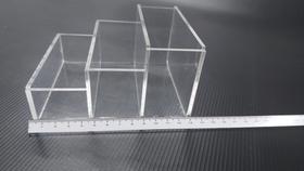 Suporte para sachês ou acessórios, em acrílico