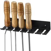 Suporte Porta 6 Espetos de Churrasco 26cm Fixação na Parede Preto Schmitt Suporte Porta 6 Espetos de Churrasco 26cm Fixação na Parede Preto Schmitt