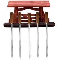 Suporte Porta Espetos de Churrasco em Madeira Rústica - Porteira Suporte Porta Espetos de Churrasco em Madeira Rústica - Porteira