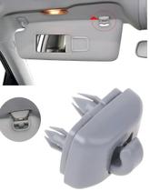 Suporte Presilha Para Sol Cinza Aud A1 A4 A6 A3 A4 A5 Q3 Q5 Q7 A6 TT S3 S4 S5 2013 2014 2015 2016 8e0857561 8e0857562