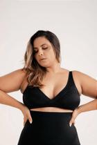 Sutiã Estruturado Com Renda Plus Size Vi Lingerie - Conforto e Estilo Sutiã Estruturado Com Renda Plus Size Vi Lingerie - Conforto e Estilo