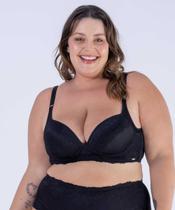 Sutiã Plus Size Copas com bojo, de tecido blackout e renda, aro especial e alças largas Sutiã Plus Size Copas com bojo, de tecido blackout e renda, aro especial e alças largas